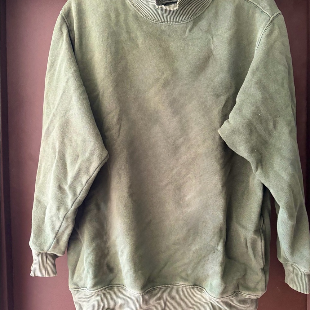 Green Mock Neck Sweater With Pockets